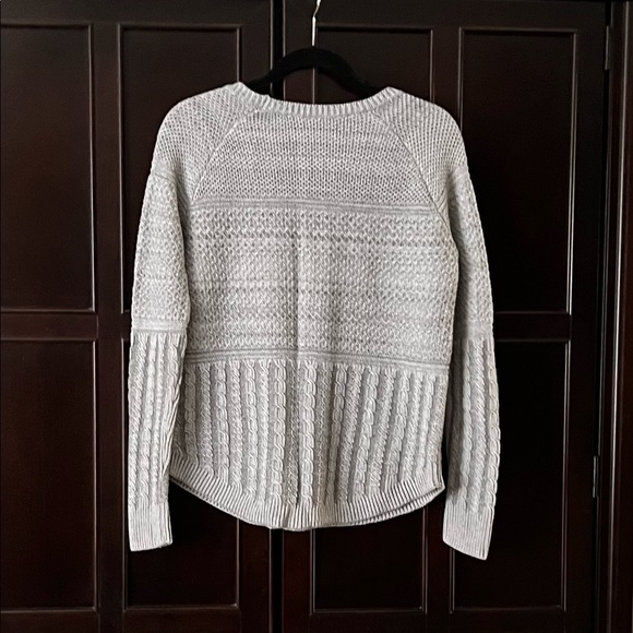 Athleta Borealis Sweater - Color Grey Size Small - Picture 3 of 9